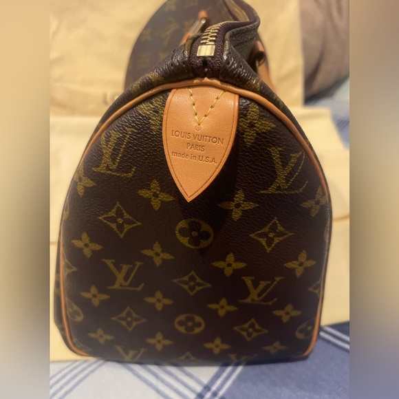 Brand new Louis Vuitton Speedy 30 - Picture 3 of 9